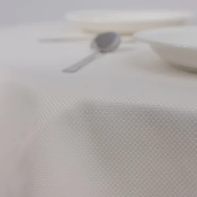 Скатерть грязеотталкивающая, круглая д.150см, квадро 2305, айвори 110701 фотография
