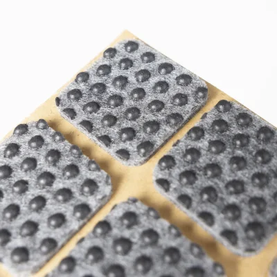 Подкладка самоприлипающая фетровая прорезиненная 25 х 25мм (1упак.=18шт), серая, Folmag_3