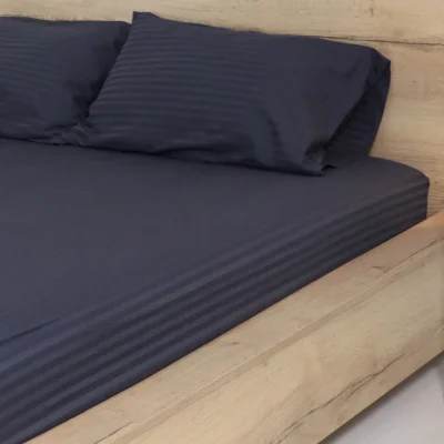 Простыня 150*215см Синий графит,  премиум сатин-страйп фотография