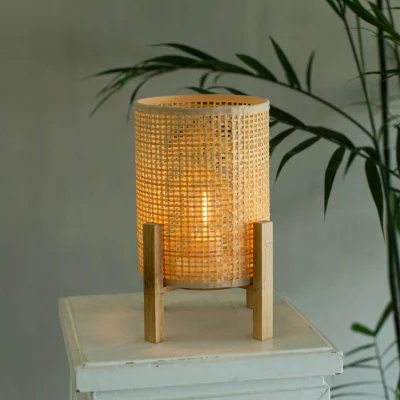 Светильник настольный AKS тип 1 ( 16.8х16.8х23.5см 1LED, 2ААА ) фотография