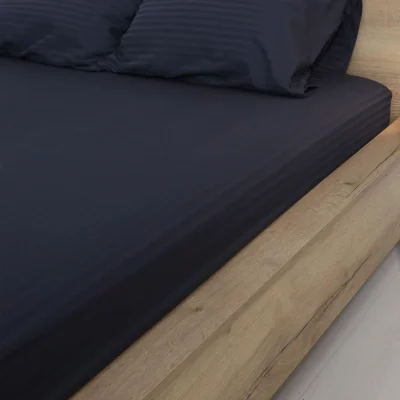 Простыня 220*240см Синий графит, премиум  сатин-страйп фотография