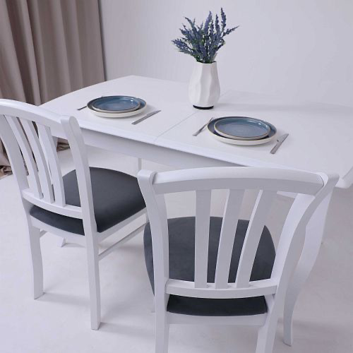 Белые кухонные стулья